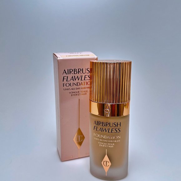 Charlotte Tilbury: Airbrush Flawless Foundation: 4 Neutral - Picture 2 of 2